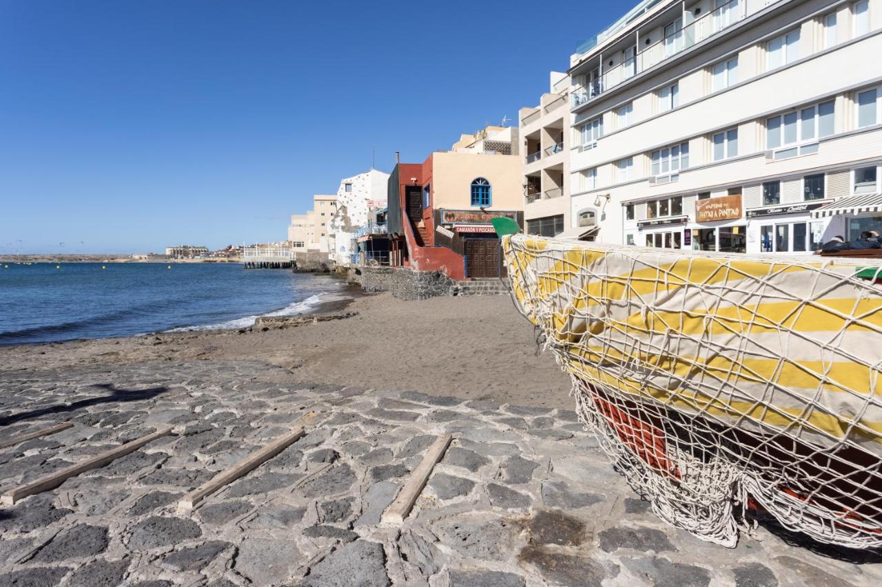 Home2Book BeachFront El Médano Buitenkant foto